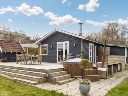 8 Person Holiday Home in Struer