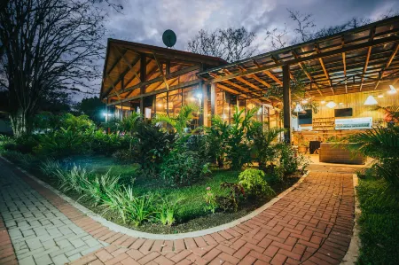 Bungalows Punta Uva Inn Отели в г. Мансанильо