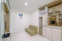 Homey and Comfy 2Br Sentul Tower Apartment