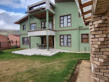 Luxe Ponte Inn Отели в г. Cala