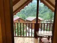 Tanura Bungalows - Bergblick