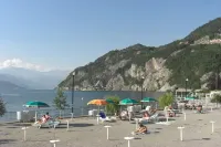 Casa Al Prato Apt. F Hotel a Varenna