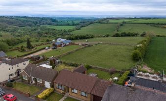 HC Property - Vale View - Housity