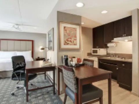Homewood Suites by Hilton Toronto-Oakville Hotels in Oakville