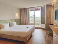 Hôtel les Grenettes Hotels in Sainte-Marie-de-Re