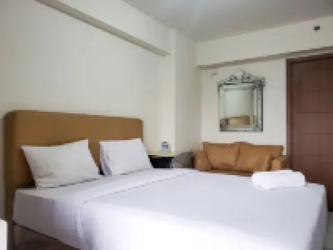 Warm and Cozy Studio at Cinere Resort Apartment