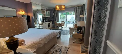 Platinum Suite with Private Terrace! for 2 Guests - Roosboom Luxury Apartment