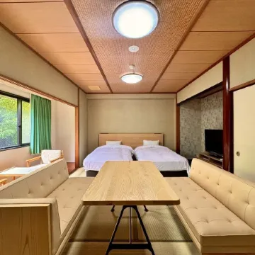 Ureshino Onsen Yusyuku Sarayama