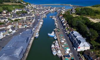 Ibis Bayeux Port-en-Bessin