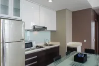 Vibrant Luxurious 2Br Apartment at Aryaduta Residence Connected to Cito Mall Hotels in Gayungan