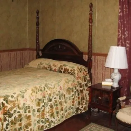 Historic Philip Houston House Hotels in Thomas County