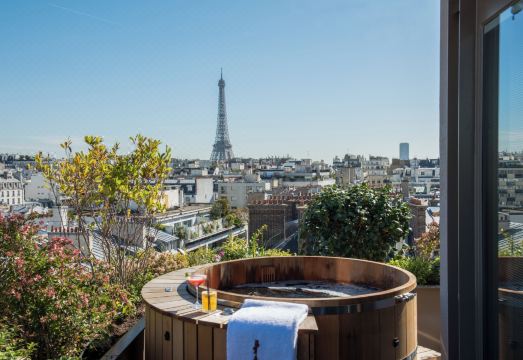 Brach Paris Over view