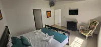 Cabanas Cafeteras Cerritos Hotels in Cartago