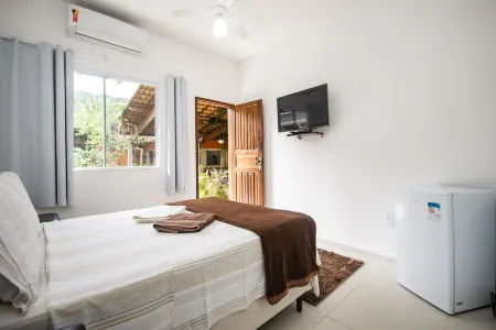 Pousada Quatro Estações Paraty Отели в г. Taquari