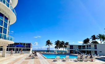 Direct Ocean Front Condo Miami Beach