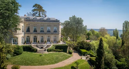 Château du Prieuré - Évecquemont Hôtels à : Triel-sur-Seine