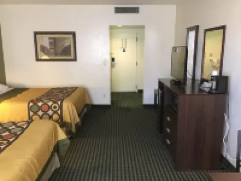 Super 8 by Wyndham Wendover Hotels in Wendover