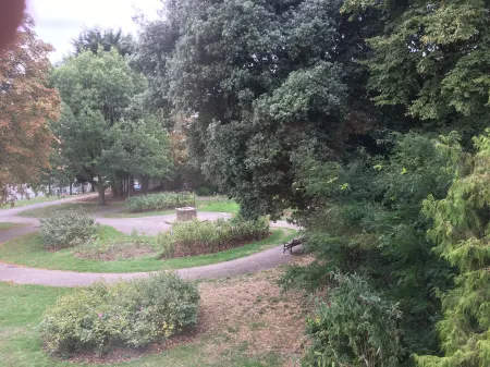 Goodenough Guesthouse