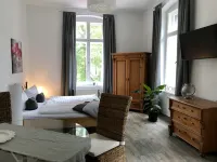 Hotel Dein Gutshof فنادق في جورليتس
