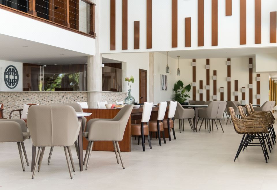 Cara Suites Hotel and Conference Centre Over view