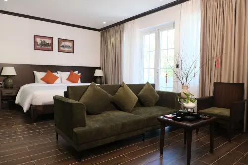 Paul Chabot Hotel