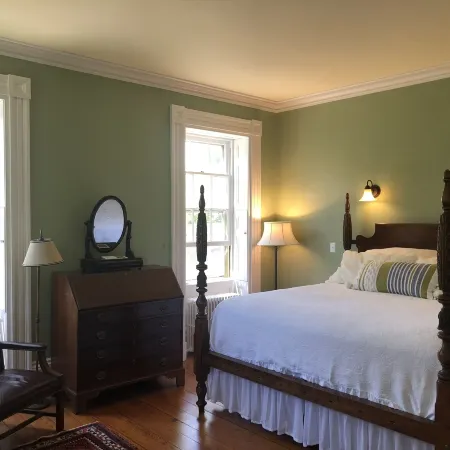 Delano Homestead Bed and Breakfast Hotels in Fairhaven