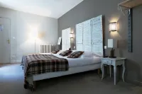Le Saint Louis Hotels in Amiens