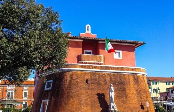 斯特拉德意大利酒店