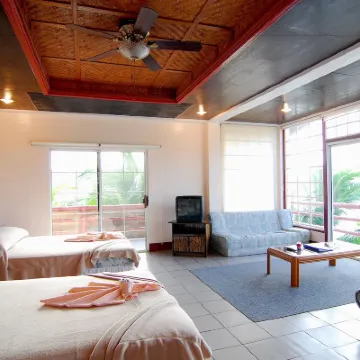 Antelope Guesthouse Hotel berhampiran Belau National Museum