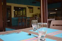 Hotel Quelitales - พร้อมอาหารเช้า