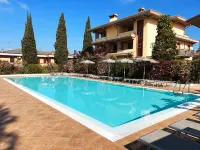 Hotel Gardenia Sirmione - Infinity Pools