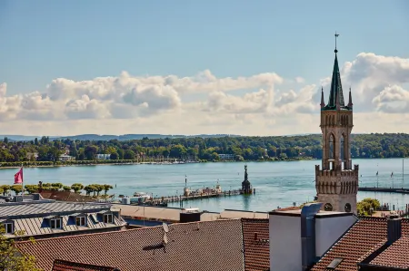 Hotel Viva Sky Отели рядом с достопримечательностью «Констанцский университет»