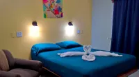 Maya Bella Downtown Hotel Hotels in Santa Elena