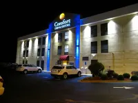 Comfort Inn & Suites - Parkplatz