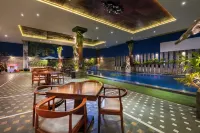 Gets Premiere Semarang - Pools