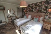 The Pooley Bridge Inn Hotels in Sockbridge and Tirril