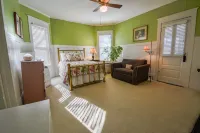 戴利煥新度假民宿 格林斯伯勒住宿飯店