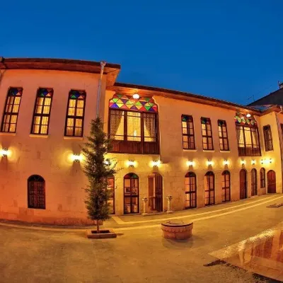 علي بك كوناجي Hotels near النصب التذكاري 14 للشهداء