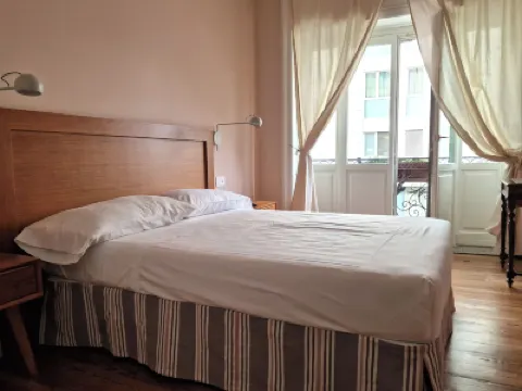 B&B Residenza Cavour Hotels in Como City Center