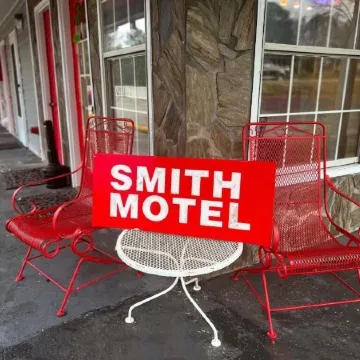 Smith Motel
