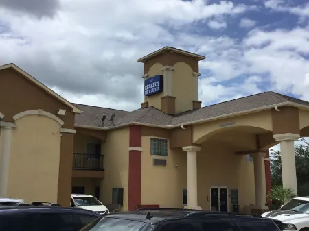 Regency Inn & Suites - Baytown
