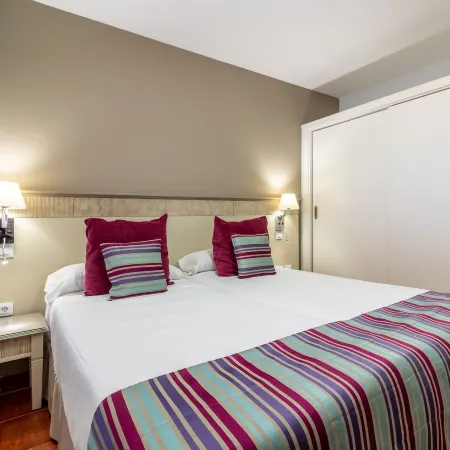 Amadores Beach Apartments