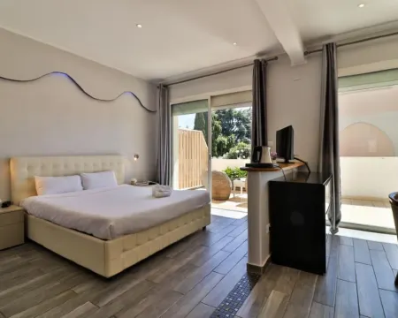 Hôtel Restaurant de la Mer Hotéis em Vallauris