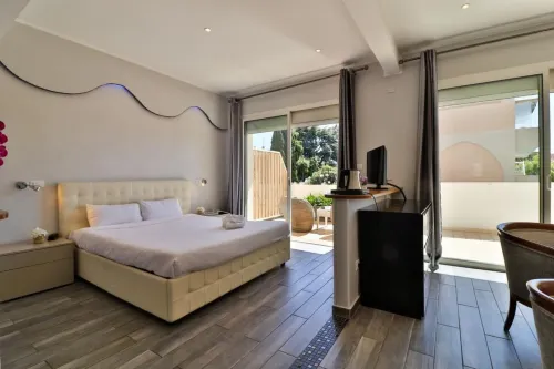 Hôtel Restaurant de la Mer Hotels in Vallauris