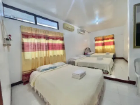 Eve's Kiosk Dive Resort