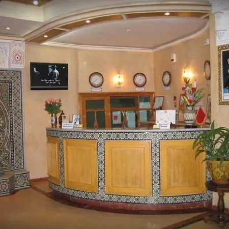 Hotel Maamoura Отели рядом с достопримечательностью «Хаммам Зиани»