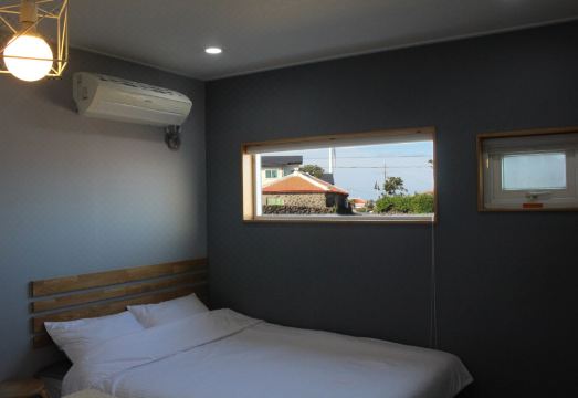 3. 셉템버 미니 펜..