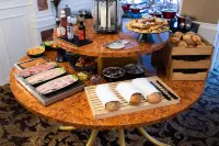 Milling Hotel Plaza - breakfast