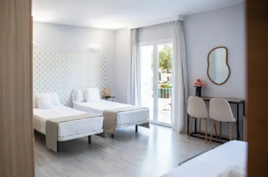 Hotel Casa Dalia Hotels near Lagoland Mountain Lake Center