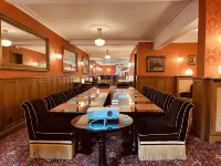 Gatsby Hotel - Adults Only - Small Luxury Hotel - by F-Hotels فنادق في Zeebrugge